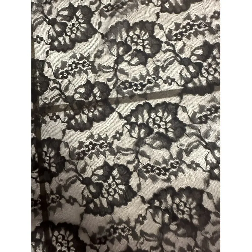 Vintage Black Lady Of Spain Lace Floral Mantilla Scarf/Veil Scalloped -